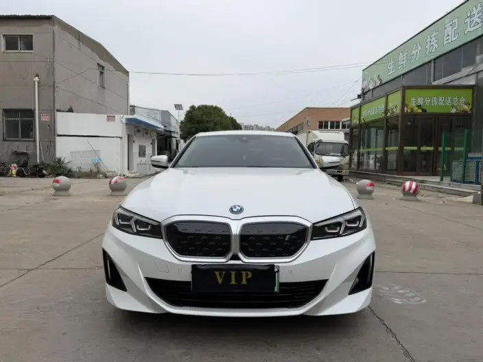 BMW i3 2023 Model eDrive35L – фото 2