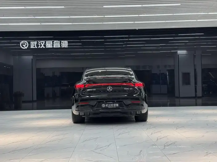 Mercedes-Benz EQE AMG 2023 Model EQE 53 4MATIC+ – фото 5