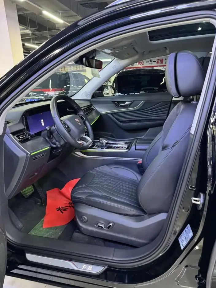 Hongqi HS5 2023 Model 2.0T 4WD Flag Xiang Pro Edition – фото 6