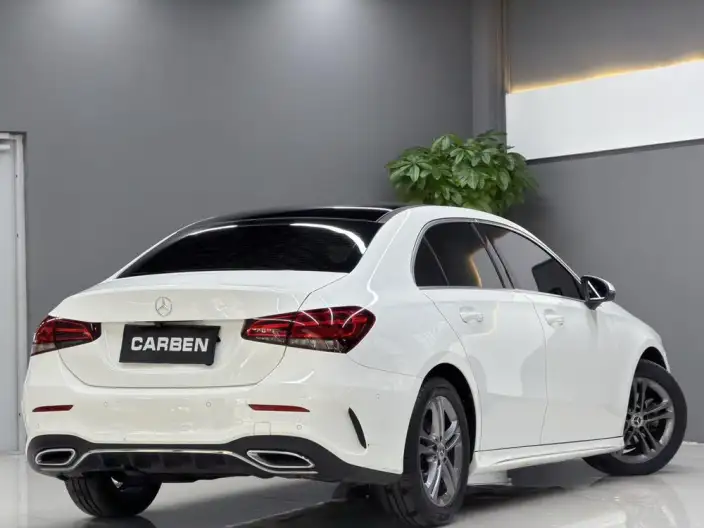 Mercedes-Benz A-class 2021 Model A 180 L Sports sedan – фото 6