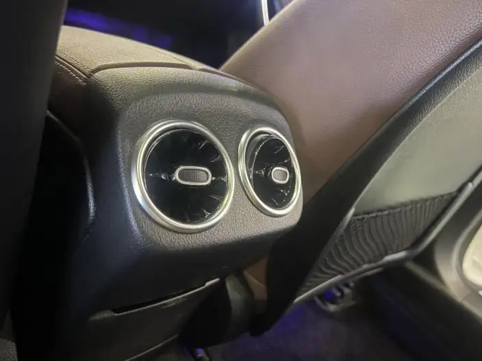 Mercedes-Benz A-class 2020 Model A 200 L Sports sedan – фото 9