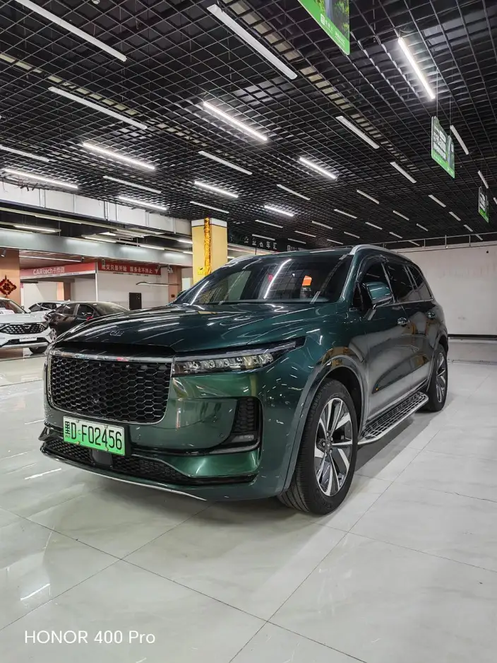 Li Auto ONE 2021 Model Extended Range 6 seat Edition – фото 1