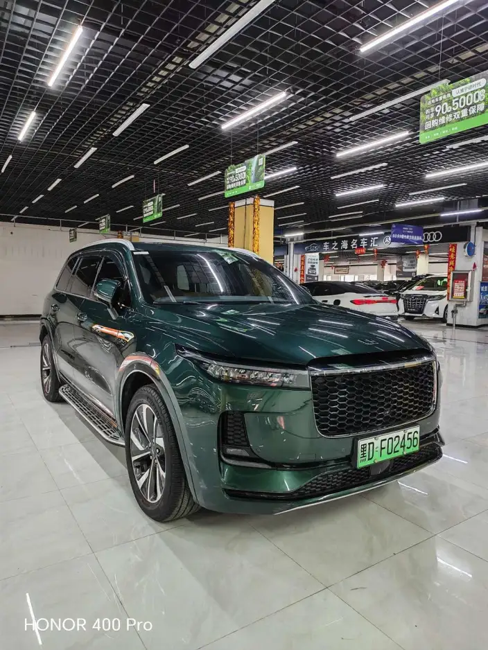 Li Auto ONE 2021 Model Extended Range 6 seat Edition – фото 3