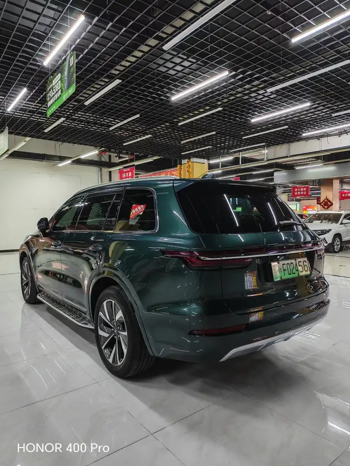 Li Auto ONE 2021 Model Extended Range 6 seat Edition – фото 4