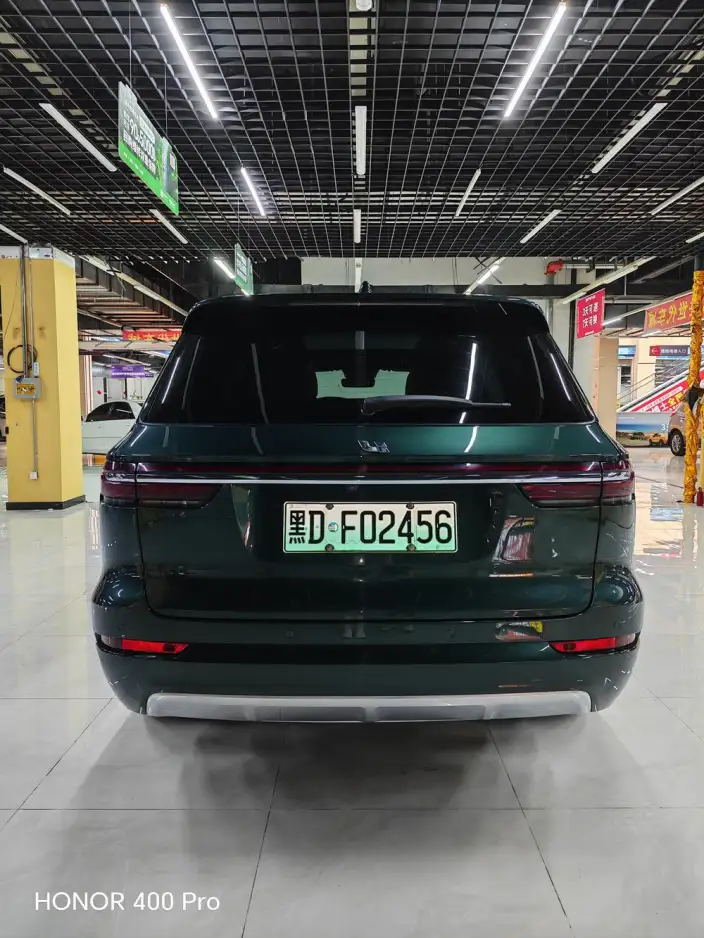 Li Auto ONE 2021 Model Extended Range 6 seat Edition – фото 5