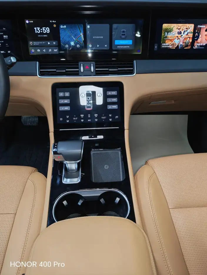 Li Auto ONE 2021 Model Extended Range 6 seat Edition – фото 10