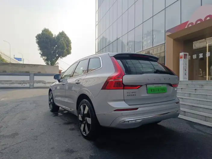 Volvo XC60 PHEV 2024 Model T8 4WD Long Battery Life Pro Smart Elegance Deluxe Edition – фото 5