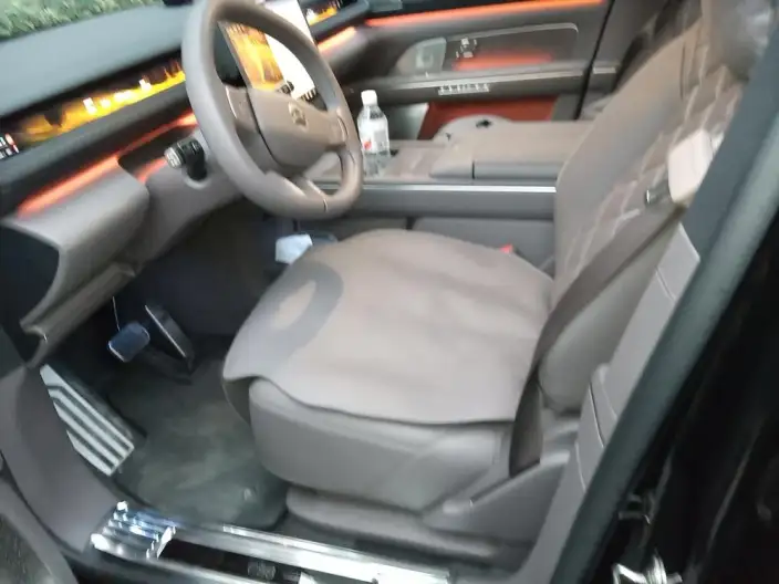 NIO ES8 2026 Model VI seat Executive Deluxe Edition – фото 10