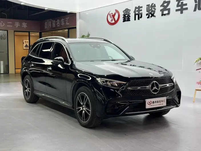 Mercedes-Benz GLC 2026 Model GLC 260 L 4MATIC Luxury Model 5 seat – фото 3