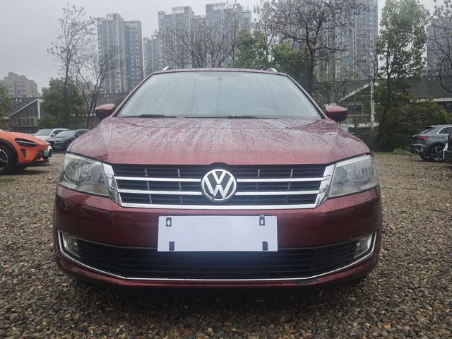 Volkswagen Lamando 2013 1.6L Automatic Comfort – фото 2
