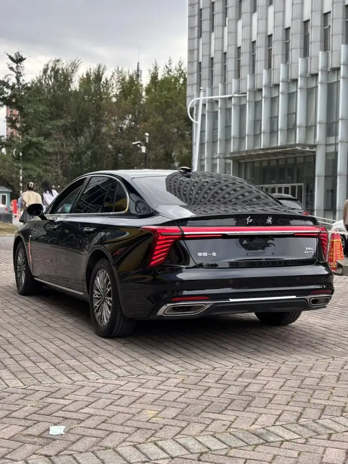 Hongqi H5 2024 Model 1.5T DCT Flag Rhythm Edition – фото 4