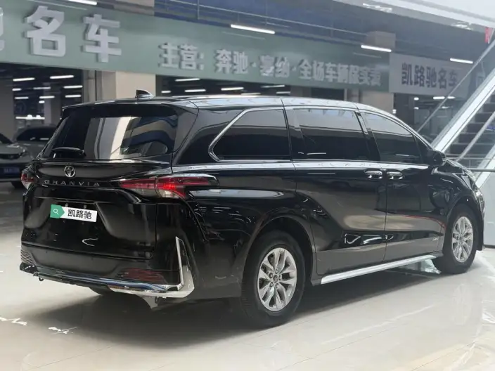 Granvia 2024 Model Intelligent Hybrid 2.5L 2WD Comfort Edition – фото 6