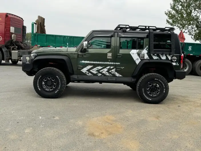 BAIC BJ40 2020 Model 2.3T Automatic 4WD Rainforest Crossing Edition – фото 4