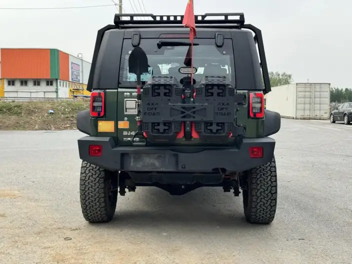 BAIC BJ40 2020 Model 2.3T Automatic 4WD Rainforest Crossing Edition – фото 6