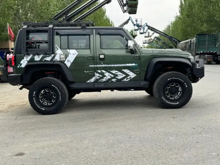 BAIC BJ40 2020 Model 2.3T Automatic 4WD Rainforest Crossing Edition – фото 8
