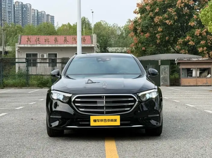 Mercedes-Benz E-Class 2025 Model Facelift E 300 L Luxury Model sedan