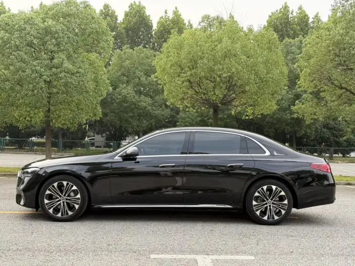 Mercedes-Benz E-Class 2025 Model Facelift E 300 L Luxury Model sedan