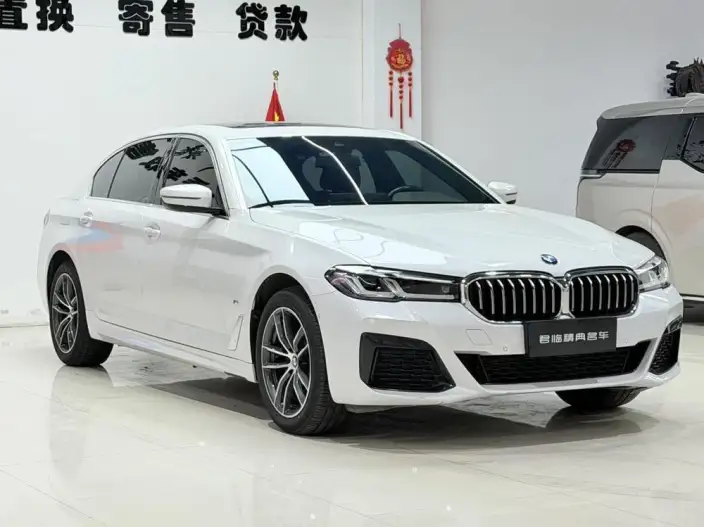 BMW 5 Series 2022 Model Facelift II 525Li M Sports Set – фото 3