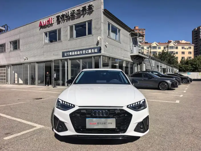 Audi A4 L 2023 Model 40 TFSI Luxury Dynamic Model – фото 2