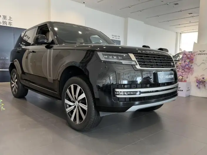 Range Rover 2023 Model 3.0 L6 360PS Shengshi Edition