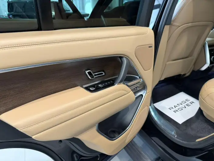 Range Rover 2023 Model 3.0 L6 360PS Shengshi Edition – фото 8