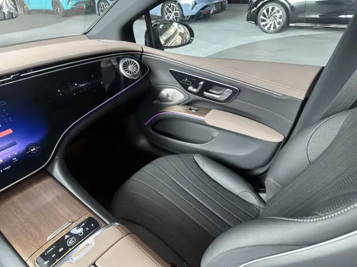 Mercedes-Benz EQS 2023 Model EQS 450+ Pioneer Edition – фото 8