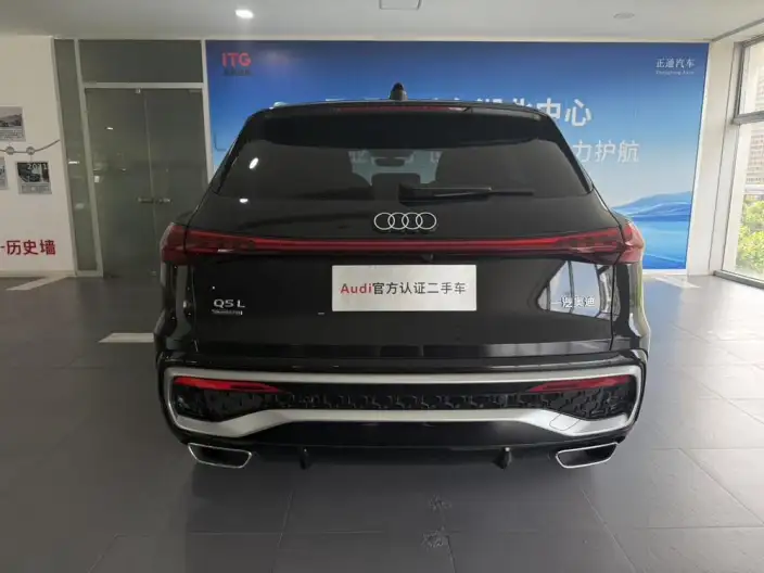 Audi Q5L 2026 Model 2.0T 10M Users Edition Edition – фото 4
