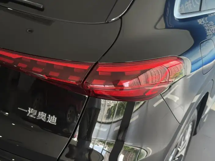 Audi Q5L 2026 Model 2.0T 10M Users Edition Edition – фото 10