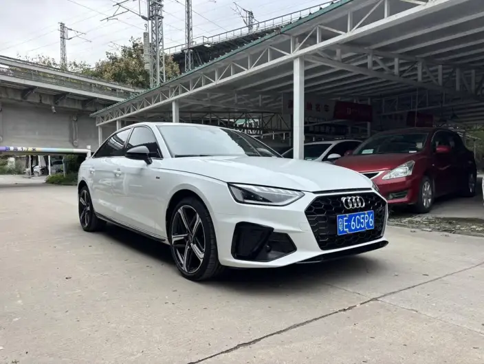 Audi A4 L 2024 Model 40 TFSI Luxury Dynamic Model – фото 3