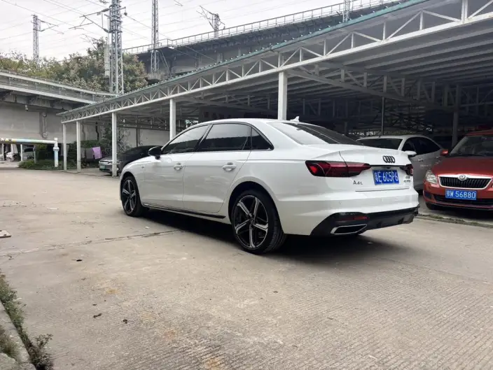 Audi A4 L 2024 Model 40 TFSI Luxury Dynamic Model – фото 4