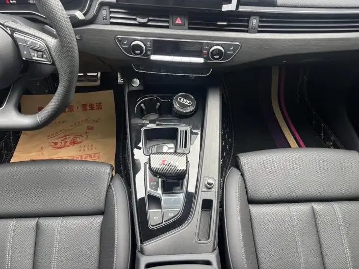 Audi A4 L 2024 Model 40 TFSI Luxury Dynamic Model – фото 8