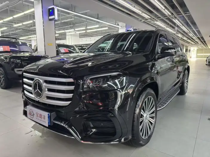 Mercedes-Benz GLS 2026 Model GLS 450 4MATIC Dynamic Model – фото 1