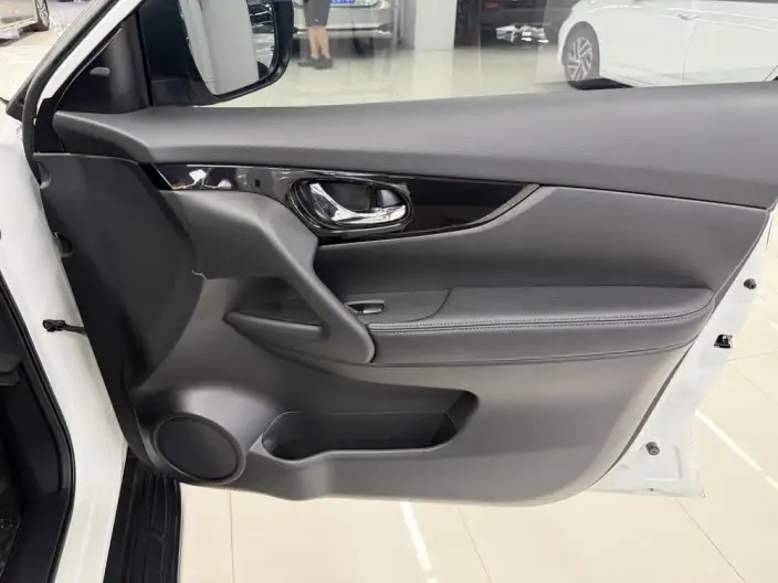 Nissan X-Trail 2022 Model Facelift 2.0L 2WD Smart Connect Comfort Edition – фото 9