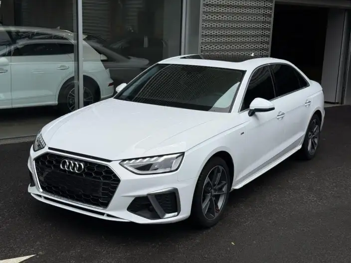 Audi A4 L 2020 Model 40 TFSI Fashion Dynamic Model – фото 1