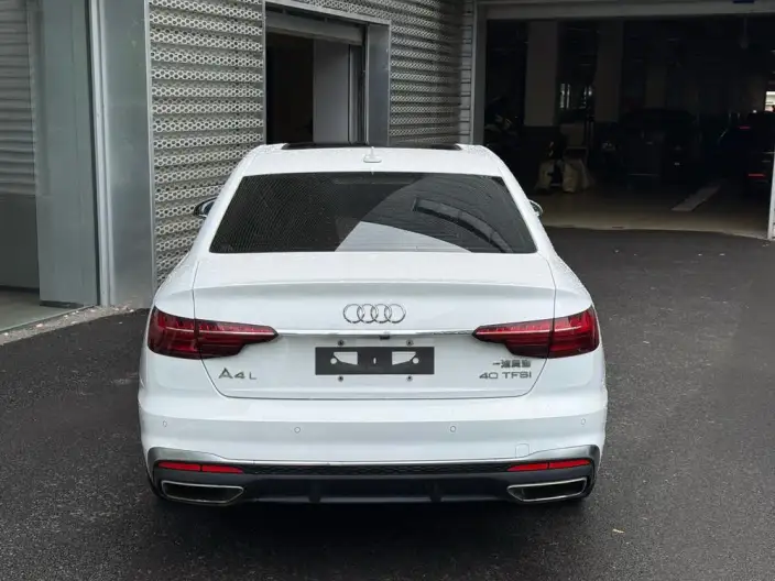 Audi A4 L 2020 Model 40 TFSI Fashion Dynamic Model – фото 3