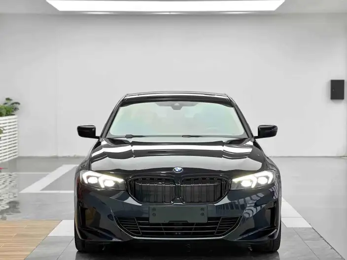 BMW i3 2022 Model eDrive35L – фото 2