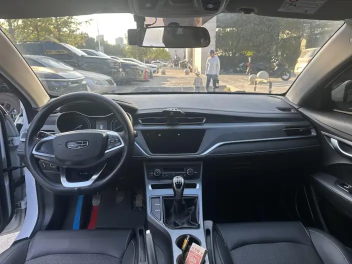 Geely Emgrand 2021 Model UP 1.5L Manual Luxury Model – фото 7