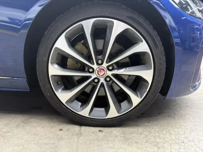 Jaguar XE L 2020 Model 2.0T 250PS SE Technology Edition Youya Edition – фото 7