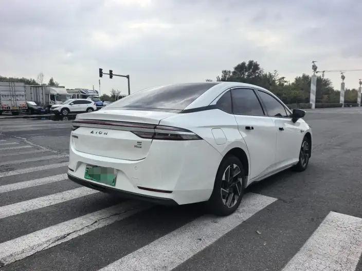 AION S 2021 Model Plus 80 Technology Edition – фото 6