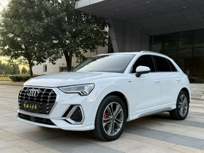 AUDI Q3 2022 Model 35 TFSI Fashion Dynamic Model – фото 1