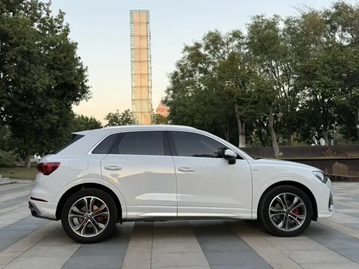 AUDI Q3 2022 Model 35 TFSI Fashion Dynamic Model – фото 8