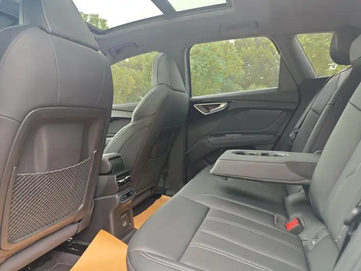 Audi Q4 e-tron 2024 Model 40 e-tron Chuangxing Edition – фото 10
