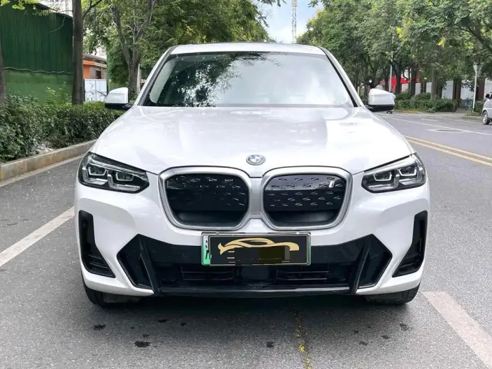 BMW iX3 2022 Model Facelift Leading Model – фото 2