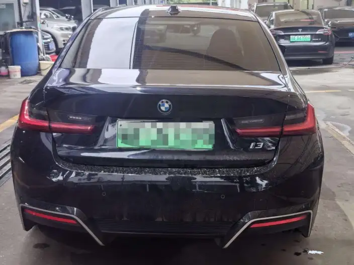 BMW i3 2023 Model eDrive35L – фото 3
