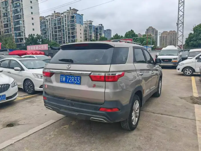 Fengguang S560 2021 Model 1.5T Manual Urban Model 7 seat – фото 6