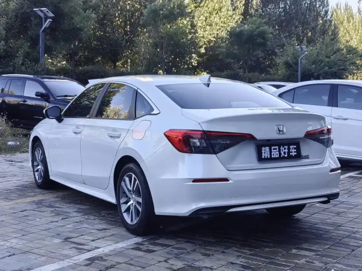Honda Civic 2023 Model 240TURBO CVT Momentum Edition – фото 4