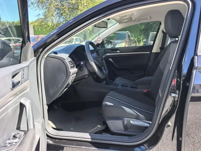 Volkswagen Lavida 2021 Model 1.5L Automatic Fashion edition – фото 9
