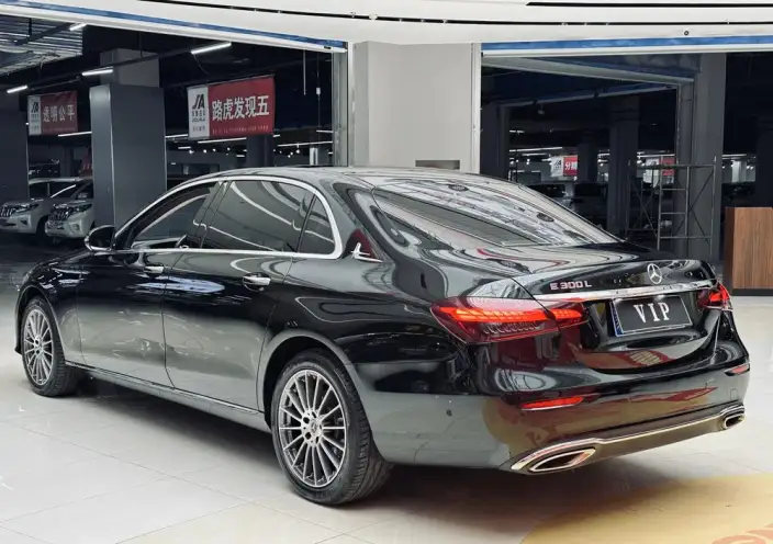 Mercedes-Benz E-Class 2022 Model E 260 L sedan