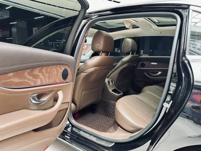 Mercedes-Benz E-Class 2022 Model E 260 L sedan – фото 10