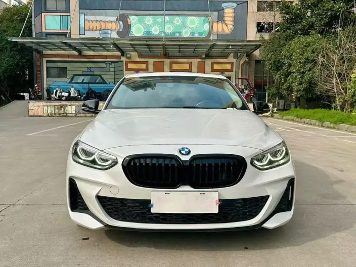 BMW 1 Series 2021 Model 120i M Sports Night Edition – фото 2